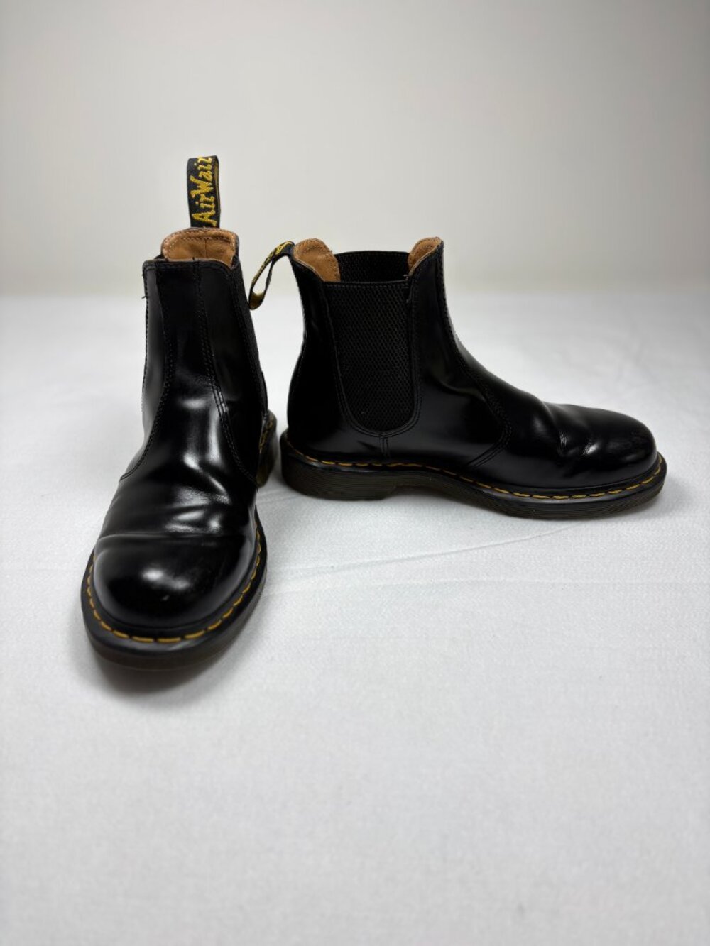 Dr. Martens 2976 Black Leather Chelsea Boots Indie Sleaze Grunge Whimsigoth 8